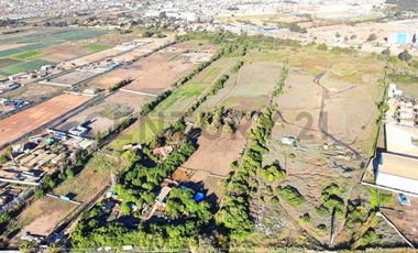 Se arrienda terreno uso comercial en Ruta 5