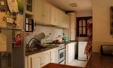 SE VENDE CHALET EN ZONA PARQUE