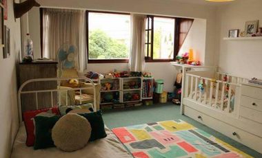 SE VENDE CHALET EN ZONA PARQUE