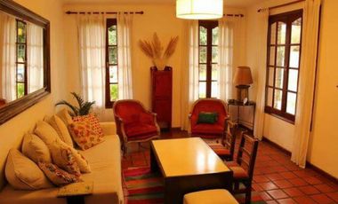 SE VENDE CHALET EN ZONA PARQUE