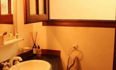 SE VENDE CHALET EN ZONA PARQUE