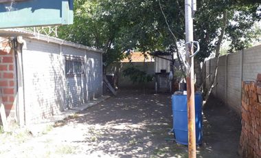 Dos viviendas sobre terreno en Ingeniero Allan, Florencio Varela, oportunidad.-