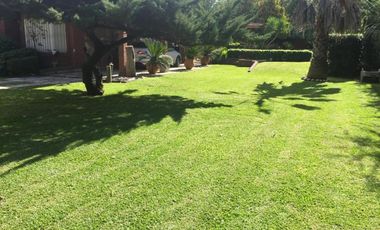 CASA QUINTA EN LA REJA