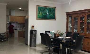 Dijual MAPLE 10x18 Premium Hoek Summarecon Bekasi LT 268