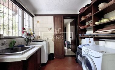 Casa en arriendo de 6D/4B en Las Condes