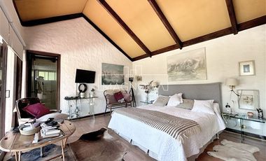 Casa en arriendo de 6D/4B en Las Condes