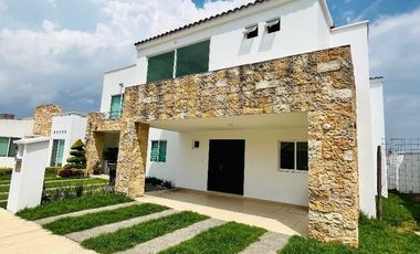 CASA NUEVA EN VENTA CERCA DE SONATA EN EL DESEO LOMAS 2
