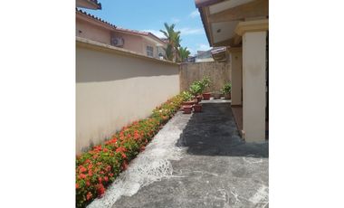 Vendo Casa Dorado Springs - Condado del Rey (233m2) RB