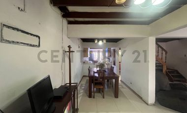 Se vende casa Quinta Normal, Metro Blanqueado