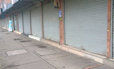 local en arriendo en plaza de las americas. Cod A6159003