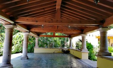 Casa Hacienda en Venta en La Huerta en Morelia Michoacan