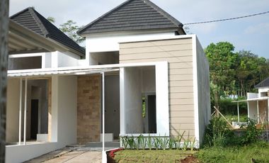 DIJUAL CEPAT RUMAH DI SALATIGA HARGA 300JT DAN NYAMAN LOKASI HOOK