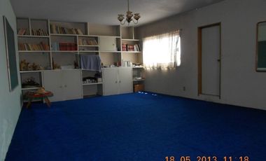 Vendo Bodega con Casa, en Madero Ote. Col. Primo Tapia, esquina con Nicolas Ball