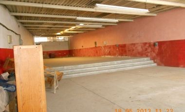 Vendo Bodega con Casa, en Madero Ote. Col. Primo Tapia, esquina con Nicolas Ball