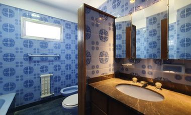 Venta - Departamento cuatro ambientes c/dep y dos cocheras en primera linea de mar - B Maritimo 5611