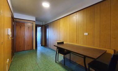 Venta - Departamento cuatro ambientes c/dep y dos cocheras en primera linea de mar - B Maritimo 5611
