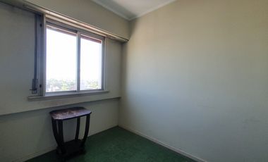 Venta - Departamento cuatro ambientes c/dep y dos cocheras en primera linea de mar - B Maritimo 5611