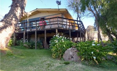 SE VENDE LINDA CASA CON VISTA AL MAR EN EL QUISCO