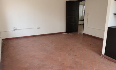 oficina en arriendo/venta en la playa. Cod V11013