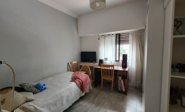 Casa 4 Ambientes, Luminosa, Como Nueva, Garaje, Excelente