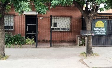 Casa 4 Ambientes, Luminosa, Como Nueva, Garaje, Excelente