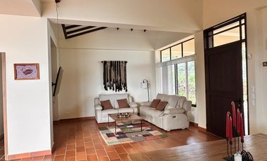 casa campestre en venta en la mesa. Cod V9520136