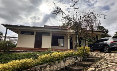 casa campestre en venta en la mesa. Cod V9520136