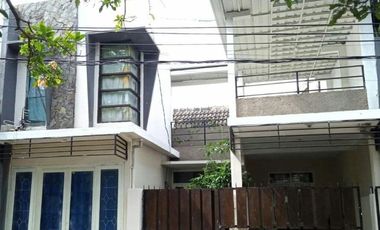 Rumah Mewah Plus Funish di Gardenia Siap Huni Malang