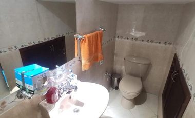 casa en venta en av. libertadores. Cod V24224