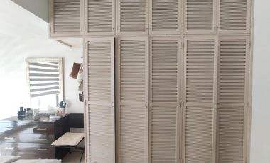 casa en venta en av. libertadores. Cod V24224