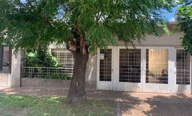 Casa en venta en Bernal Oeste