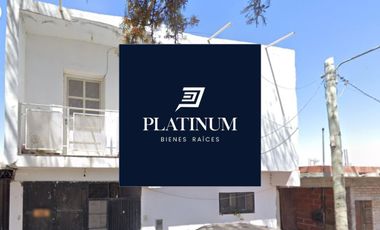 Casa en venta de 3 dormitorios c/ cochera en Salta, Macrocentro