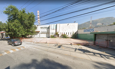 EXCELENTE TERRENO CON CONSTRUCCION  AL LADO DE GASOLINERA ¡¡¡