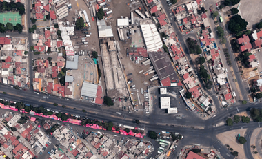 EXCELENTE TERRENO CON CONSTRUCCION  AL LADO DE GASOLINERA ¡¡¡