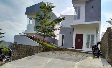 Rumah mewah elite dijual murah view kota bandung cantik dkt UNPAD di Sumedang