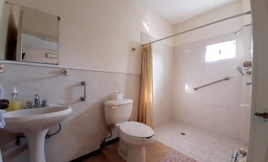 OPORTUNIDAD EDIFICIO EN VENTA PARA CLINICA AMBULATORIA O ASILO hzr