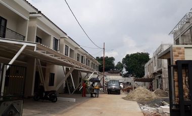 Rumah di jatiluhur 1,7 km ke Superindo Bojong Kulur