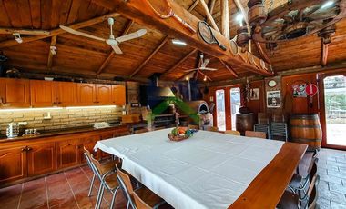 Casa en venta de 6 dorm. en Melipilla