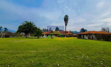 Casa en venta de 6 dorm. en Melipilla