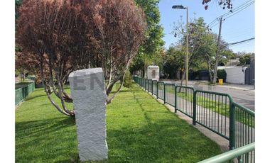 VENTA TOWNHOUSE NUEVO EN LAS CONDES