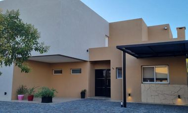 Casa en venta en La Montura