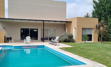 Casa en venta en La Montura