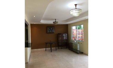 SE VENDE HERMOSA CASA EN RIO ABAJO 3REC 200M2