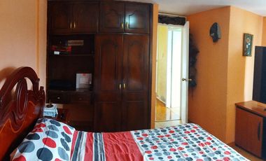 En venta linda casa  y departamento, entrada a Carapungo