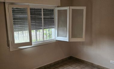 Casa en venta en Ezpeleta Oeste