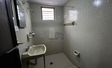 Venta de propiedad en zona Acueducto - CEM Xalapa, Ver.