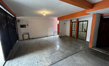 Venta de propiedad en zona Acueducto - CEM Xalapa, Ver.