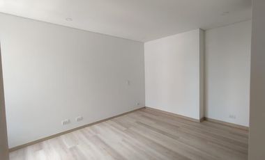 apartamento en arriendo en loma de las brujas. Cod A9432625