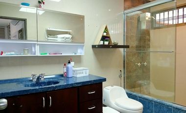 casa en venta en ciudad jardín. Cod V24922