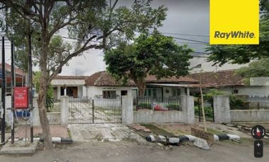 Dijual Rumah Lama Hitung Tanah SHM di Jl Letjend S Parman, Kediri